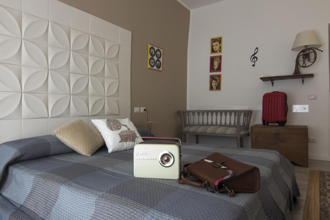 Ad Hoc Rooms Palermo Exteriör bild
